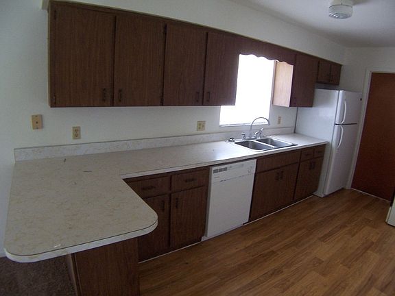 5th image of 2024 15th St SW