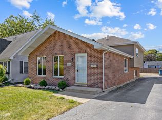 (Undisclosed Address), Midlothian, IL 60445