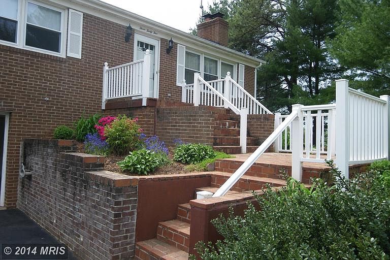 2nd image of 345 Willow Lawn Dr