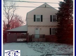 1404 Donovan St, Burton, MI 48529