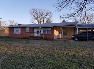 400 West Broadway, Mannsville, OK 73447