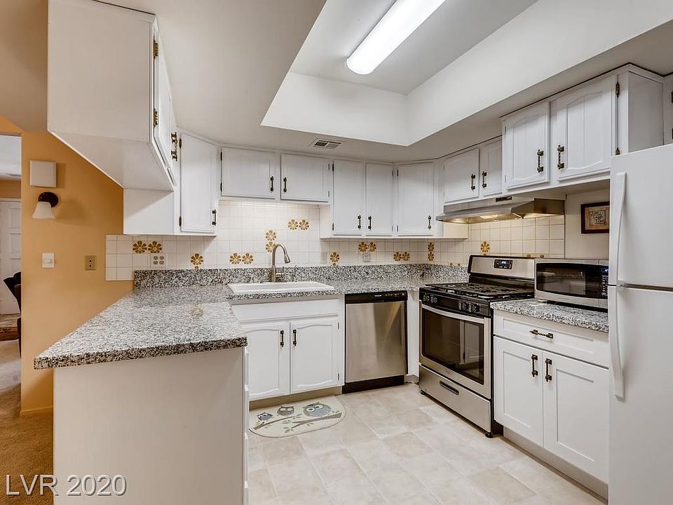 1st image of 3508 Victory Ave