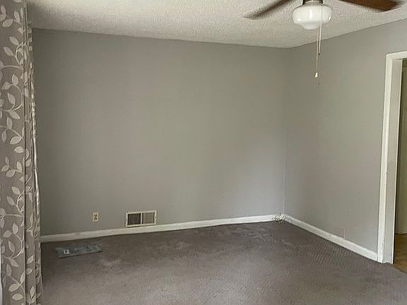 4th image of 4420 Pine Mill Rd