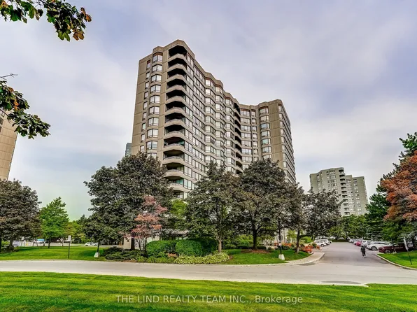 7440 Bathurst St #1402, Vaughan, ON L4J 7K8