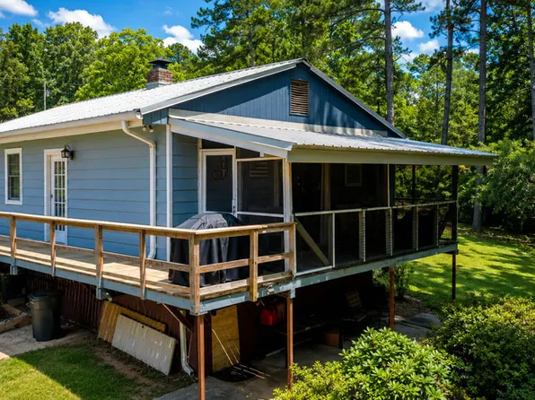534 Gambrell Rd, Townville, SC 29689