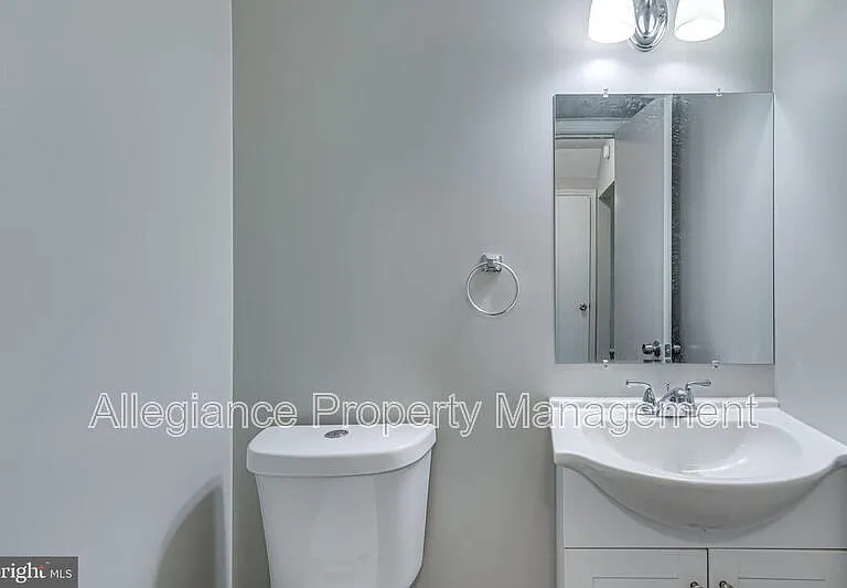 3374 Breckenridge Ct — Photo 14