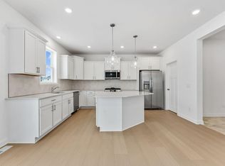 2624 Aspen Dr, Shakopee, MN 55379