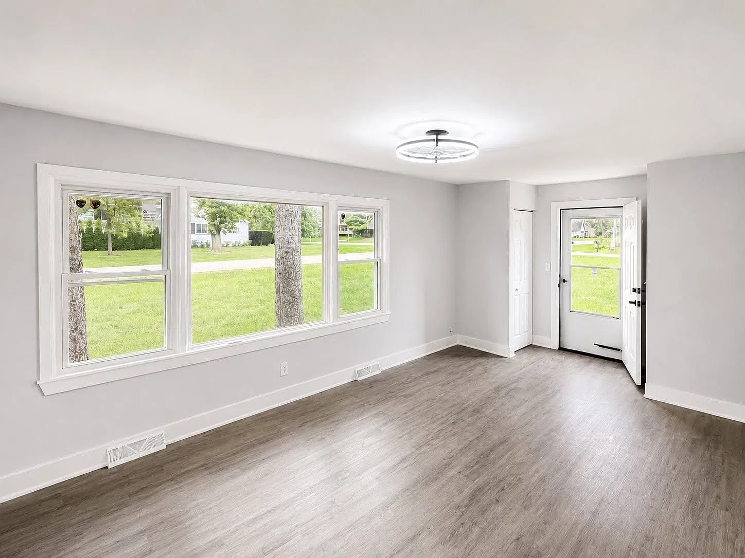 2 bed, 1.5 bath, 900 sqft, $2,650 — Photo 2