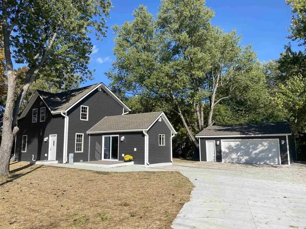 570 Academy Drive, Edgerton, WI 53534