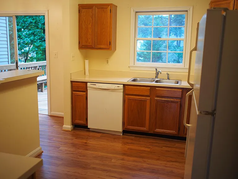 5845 Watermark Cir — Photo 14