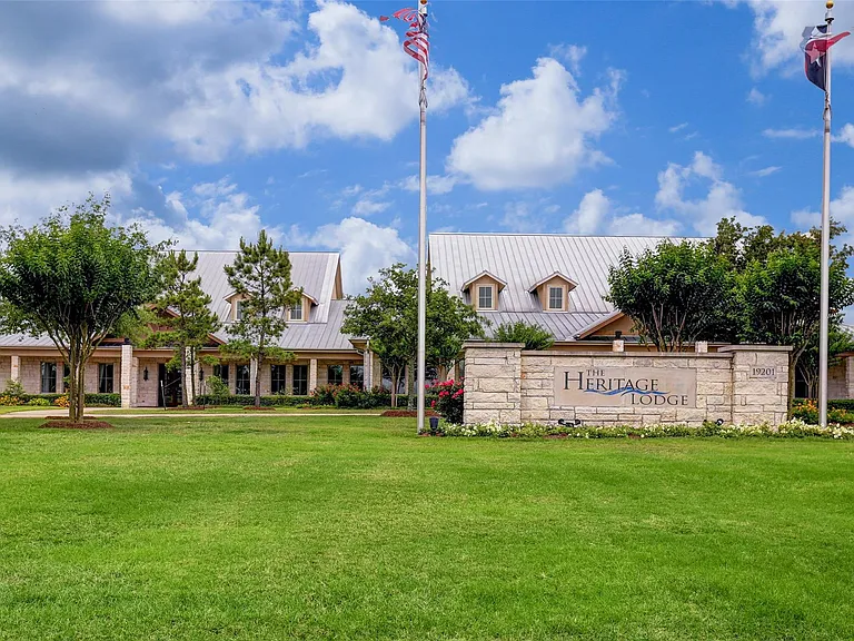 11718 Lost Maples Springs Dr — Photo 39