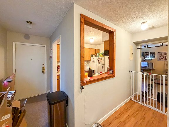 2nd image of 1009 E 16th St #101