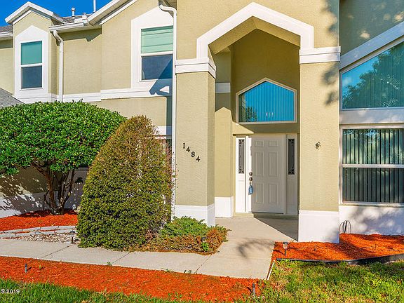 4th image of 1484 Wellington Cir