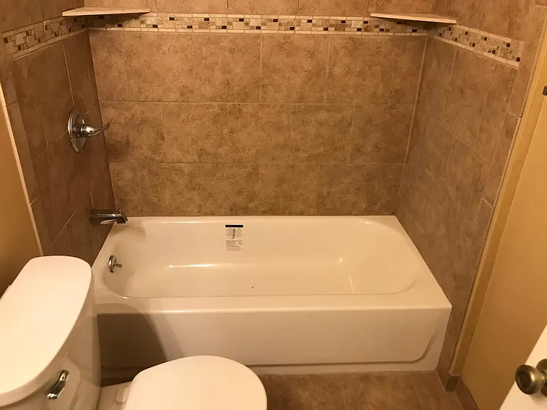 24100 Beverly Ave — Photo 5