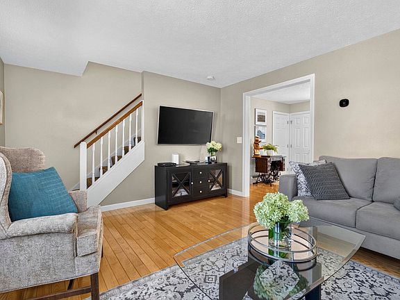 4th image of 53 Harrington Avenue