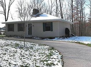 210 Dubs Church Rd, Hanover, PA 17331