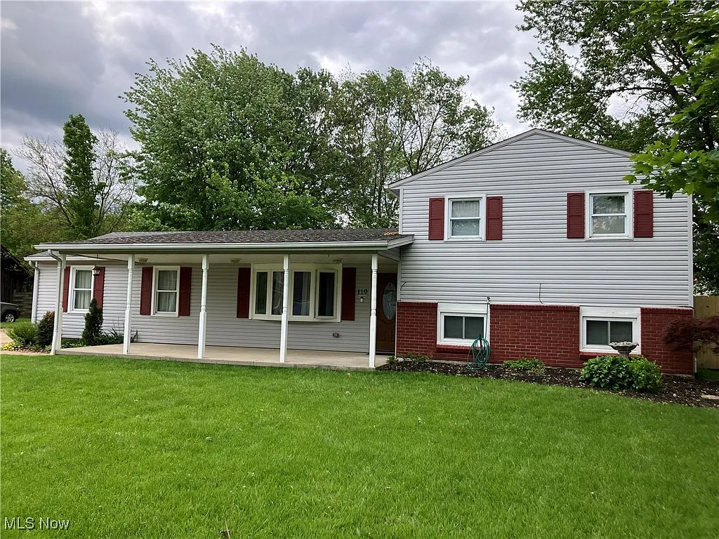 110 Habant Dr photo 1