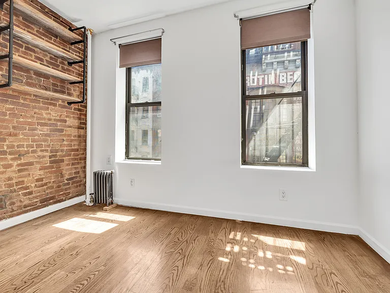 130 Allen St #8 — Photo 8