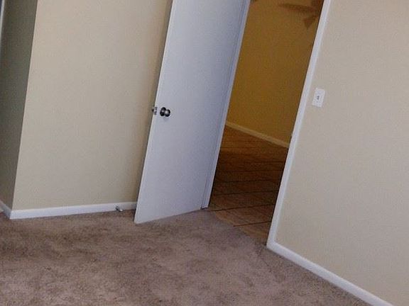5th image of 327 E Eufaula St APT 6