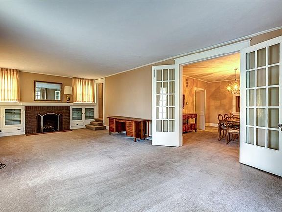 5th image of 2304 Park St