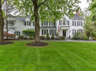 70 Norrans Ridge Dr, Ridgefield, CT 06877