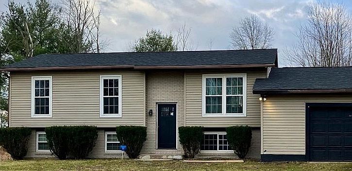 1st image of 8110 Lake Rd NE