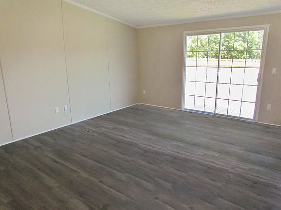 2nd image of 5565 Henderson Hill Rd