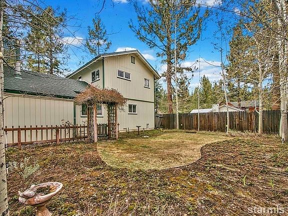 3rd image of 907 Candlewood Dr