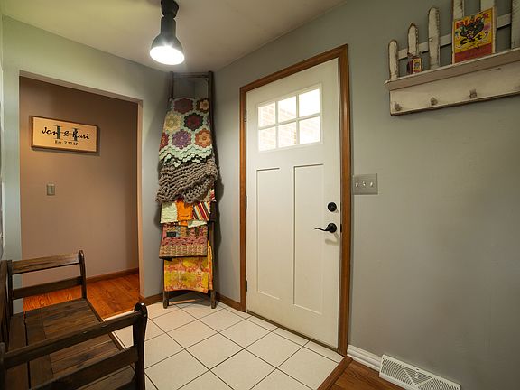 5th image of 5354 Crestdale Dr
