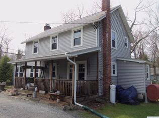 588 Mountain Ave, Purling, NY 12470