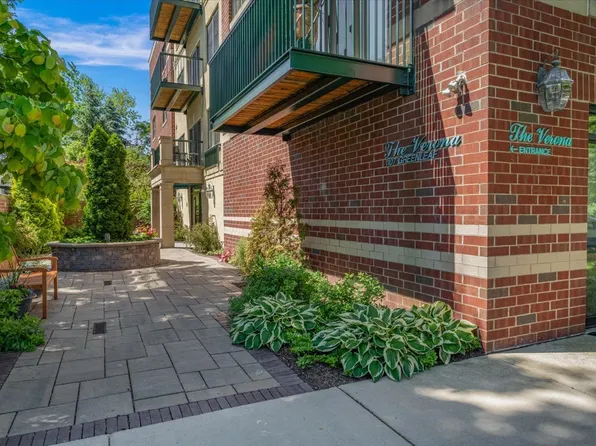 1107 Greenleaf Ave APT 3H, Wilmette, IL 60091