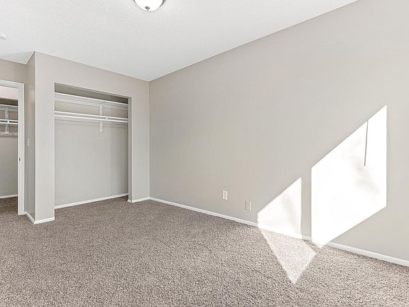 4th image of 1089 York Ave #5