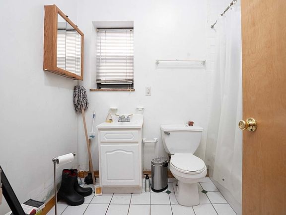 5th image of 330 E 117th St APT 3F