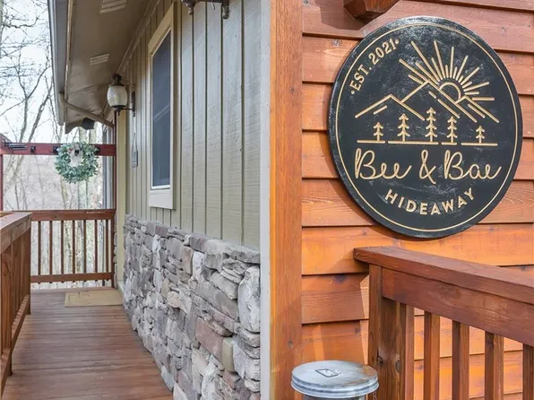 133 & 135 Locust Ridge Road, Beech Mountain, NC 28604