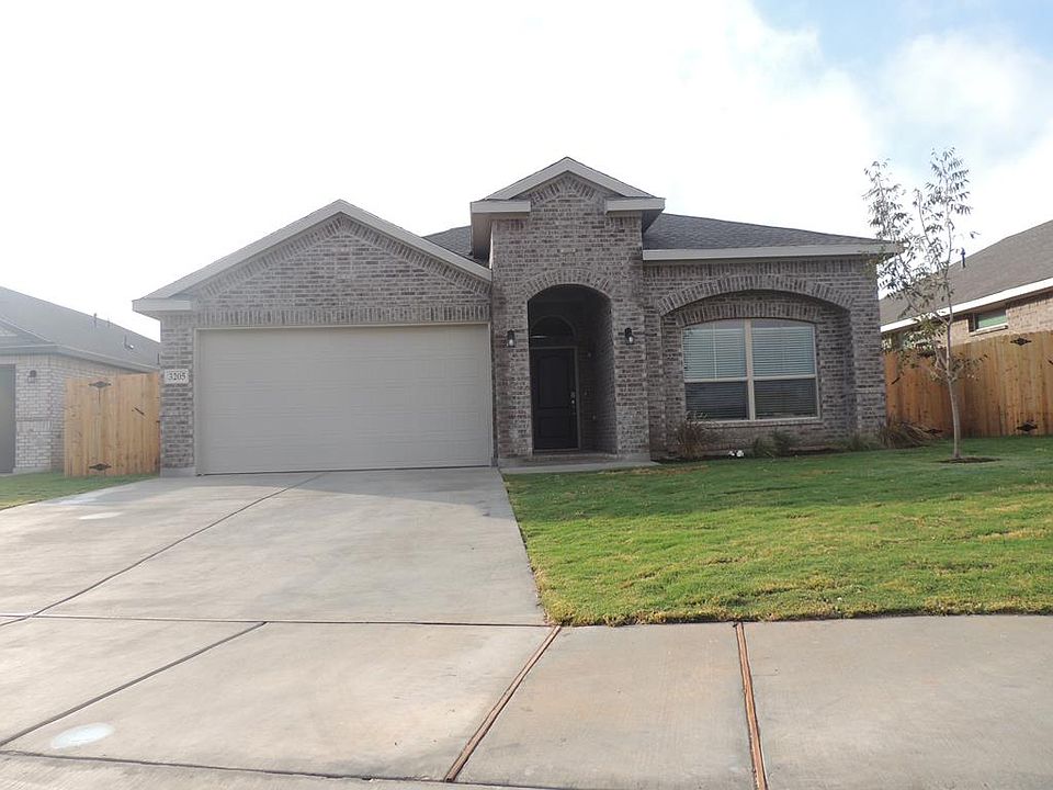 1st image of 3205 Blue Quail Ct
