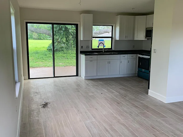7909 Valencia Rd — Photo 9