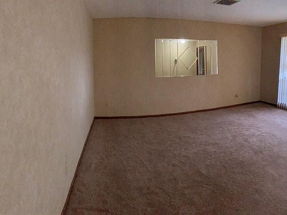 4th image of 4722 Trail Lake Dr
