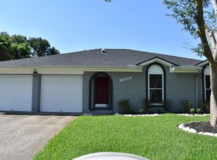 2802 Early Turn Ct, Webster, TX 77598