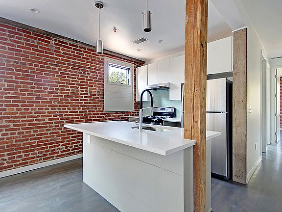 2nd image of 2000 Reynolds Ave #11440244