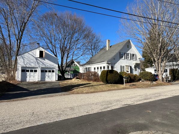 5 Dame Street, Kittery, ME 03904