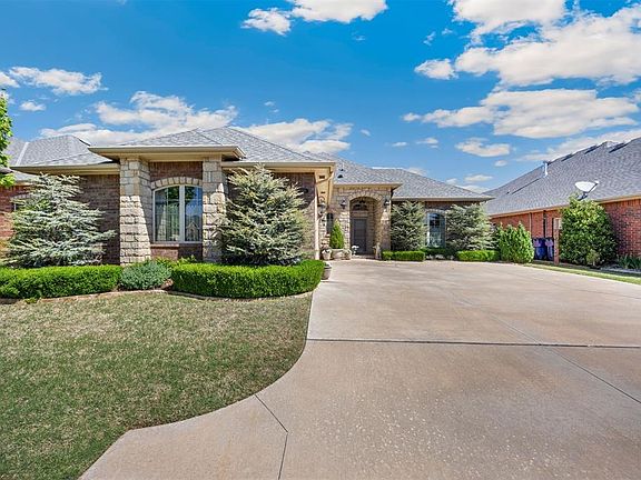 3rd image of 2205 Norrington Ln