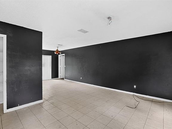 4th image of 5179 MARCUS DRIVE