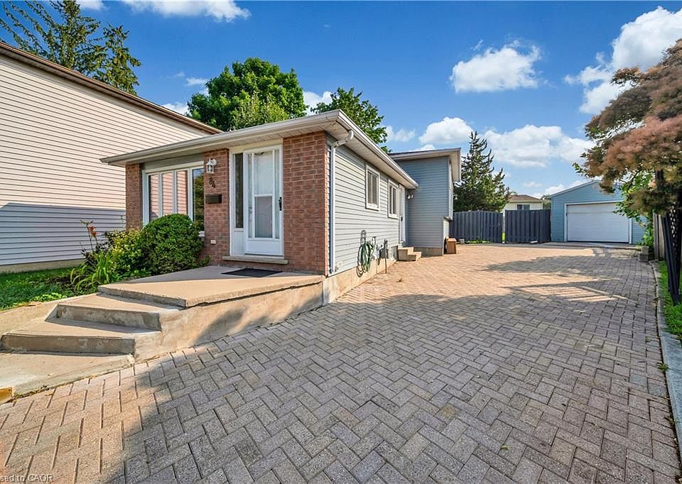 1st image of 84 Homestead Pl