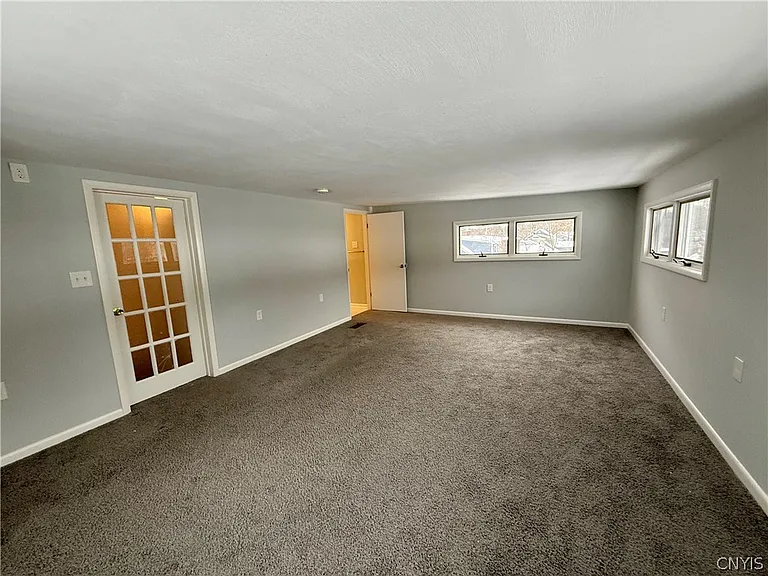 223 Cleveland Blvd — Photo 44