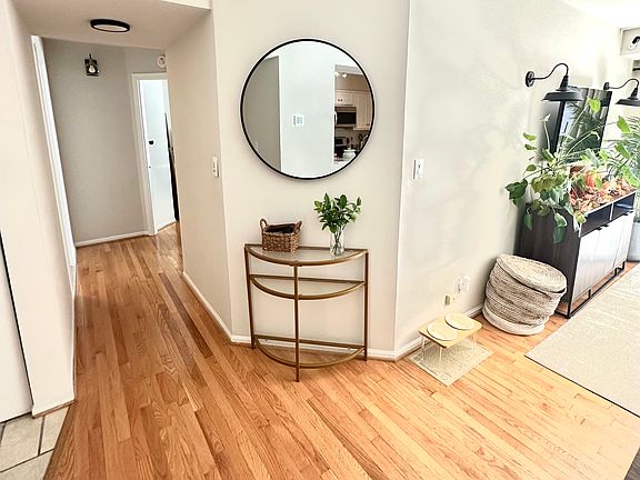 3rd image of 2100 Langston Blvd APT 241