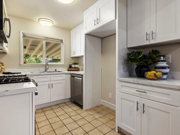 6 W McKenzie Ave, Stockton, CA 95204