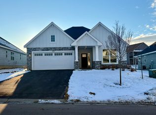 10935 Glacier Ln N, Osseo, MN 55369