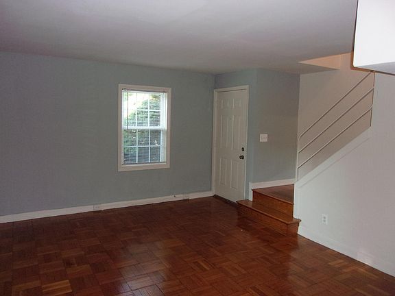 3rd image of 3610 Wilson Blvd APT 16