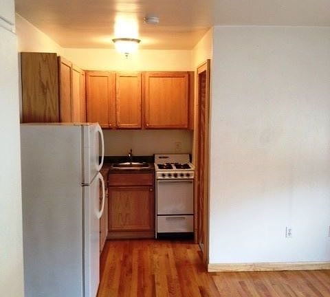 2nd image of 501 Ashland Ave APT 1
