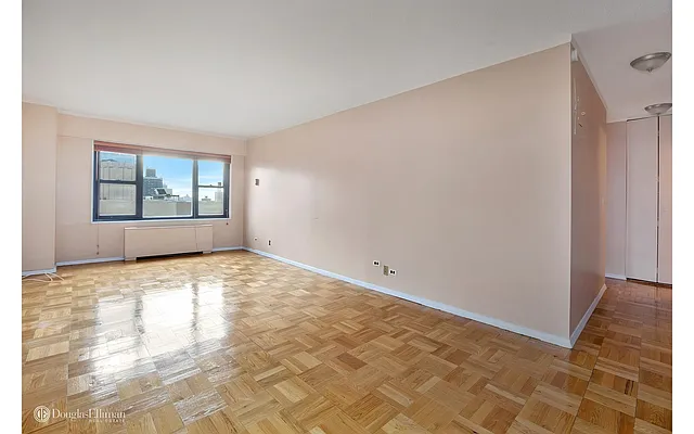 Rented by Douglas Elliman | media 21